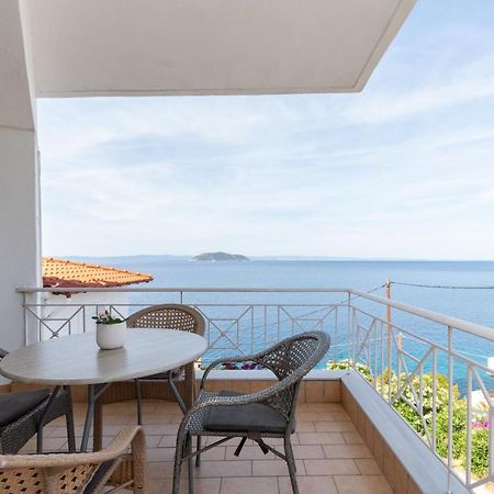 Anesis Seaview Apartment 2 Neos Marmaras Bagian luar foto